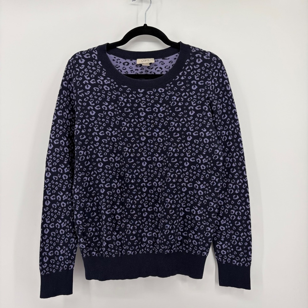 LOFT Women's Navy Blue Purple Leopard Print Crew Neck Sweater Size Medium